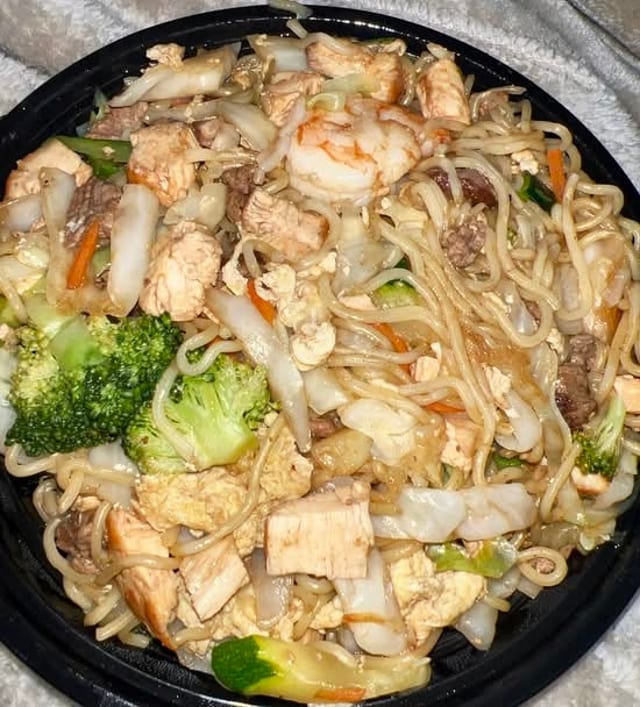 Okinawa Yakisoba.